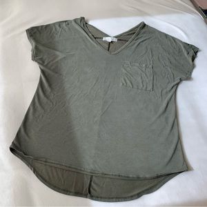 loose lounging tee with frocket